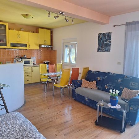 Apartman Mari Trogir Zewnętrze zdjęcie