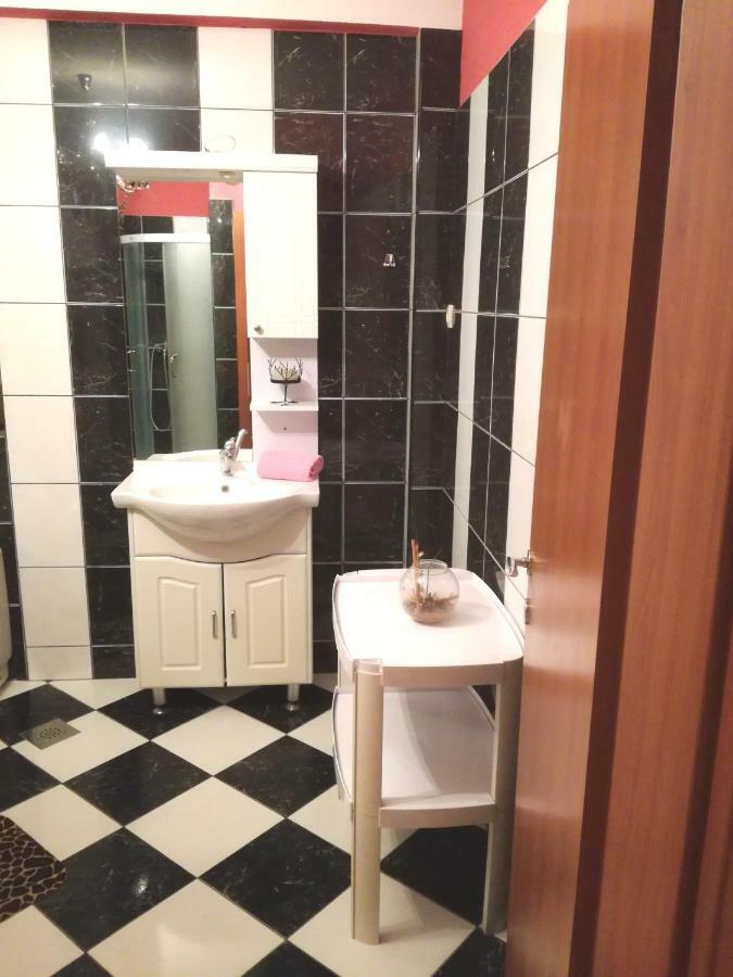 Apartman Mari Trogir Zewnętrze zdjęcie